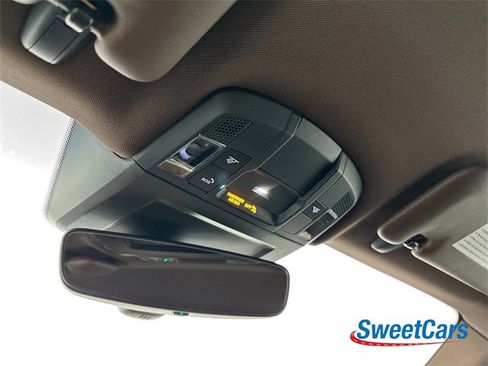 Used 2020 Porsche 911 Carrera 4S image 33