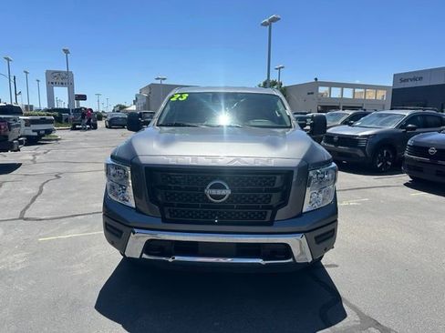 Used 2024 Nissan Titan SV w/ SV Convenience Package AWD/4WD image 4