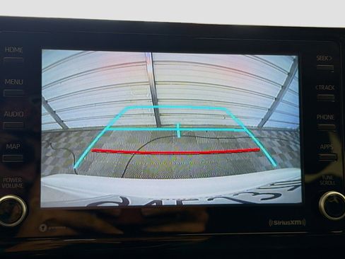 Used 2022 Toyota Corolla LE image 16