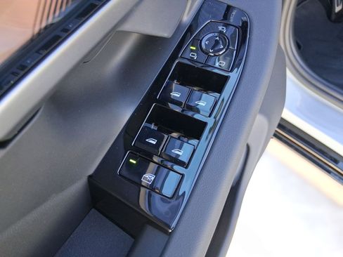 New 2026 BMW 540i xDrive w/ M Sport Package image 19