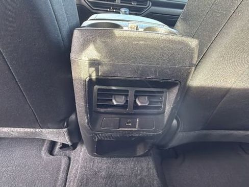 Used 2023 Chevrolet Colorado LT image 25