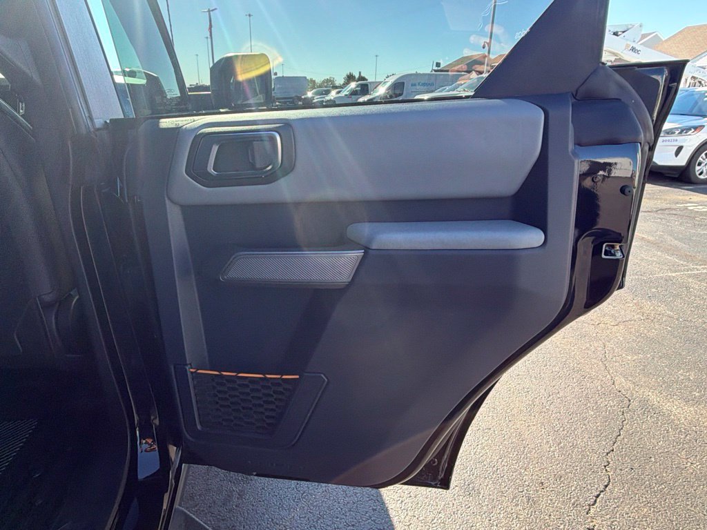 Used 2023 Ford Bronco Badlands w/ Sasquatch Package AWD/4WD image 51