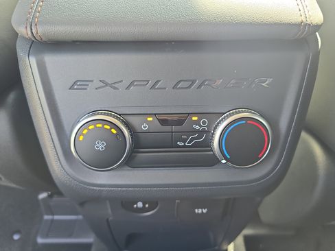 New 2026 Ford Explorer Active w/ Active Comfort Package AWD/4WD image 28