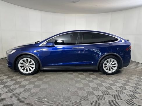 Used 2018 Tesla Model X 100D image 6