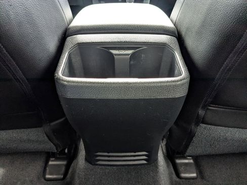Used 2019 Toyota Tacoma TRD Sport AWD/4WD image 25
