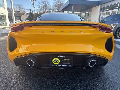 Used 2024 Lotus Emira First Edition image 15