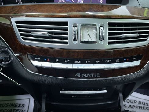 Used 2012 Mercedes-Benz S 550 4MATIC w/ Premium 2 Pkg image 24