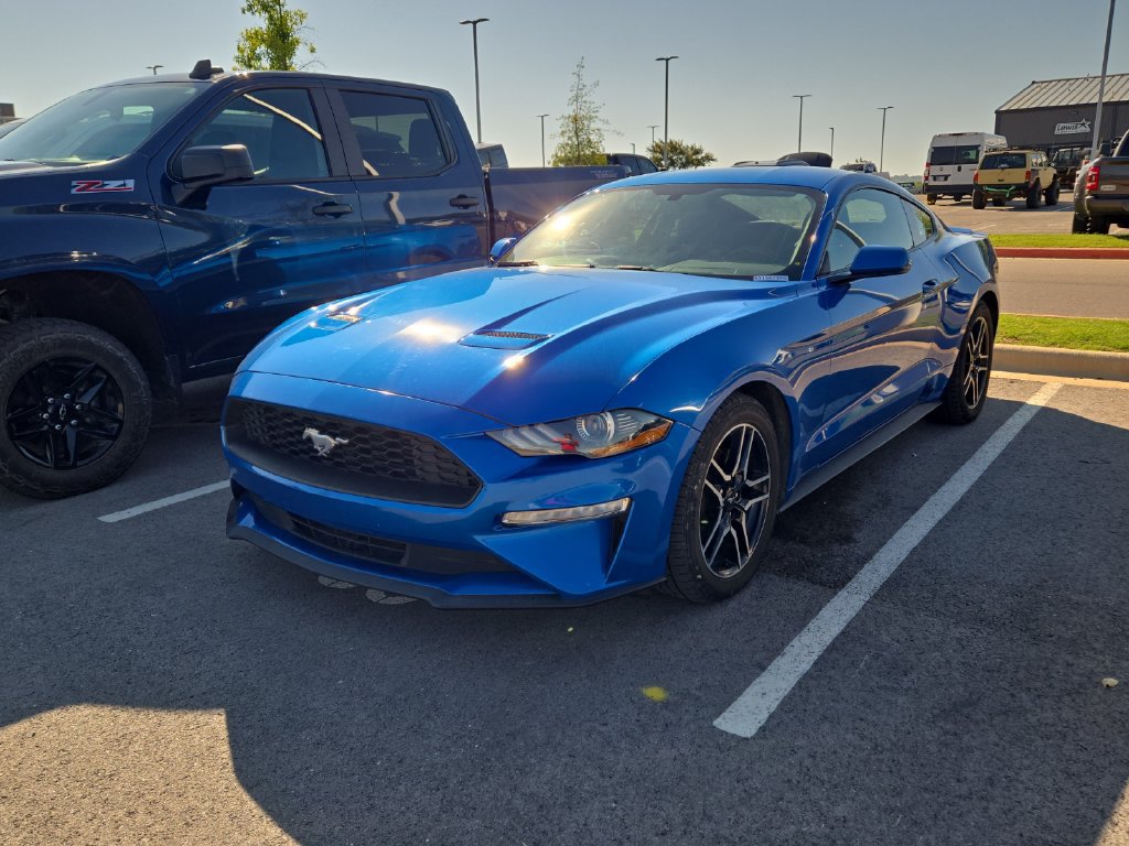 Used 2019 Ford Mustang Coupe w/ Equipment Group 101A RWD image 1