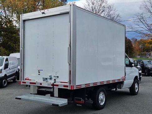 New 2025 Ford E-350 and Econoline 350 Super Duty w/ Power Equipment Group RWD image 5