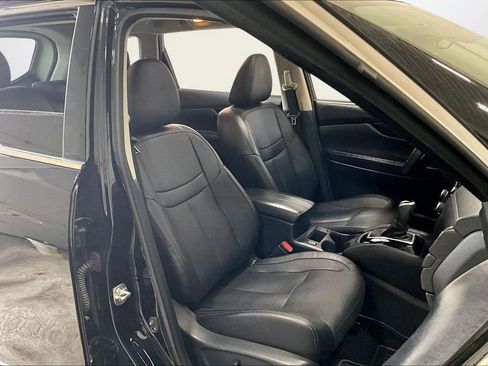 Used 2019 Nissan Rogue SL image 28