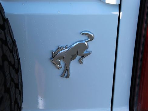 New 2025 Ford Bronco Badlands AWD/4WD image 10