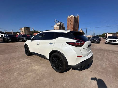 Certified 2023 Nissan Murano SV w/ SV Midnight Edition Package FWD image 3