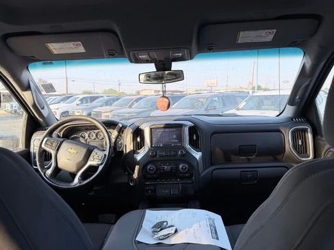 Used 2022 Chevrolet Silverado 2500 LT w/ Convenience Package AWD/4WD image 14