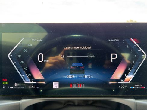 Certified 2023 BMW 330i Sedan w/ Premium Package RWD image 6