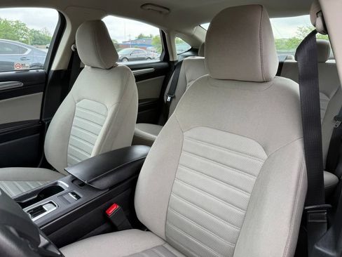 Used 2020 Ford Fusion S FWD image 11