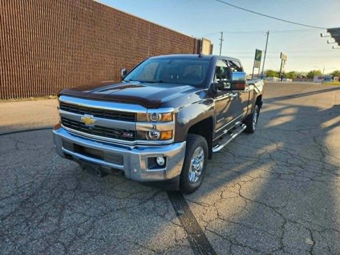 Used 2015 Chevrolet Silverado 3500 LTZ w/ Duramax Plus Package AWD/4WD image 8