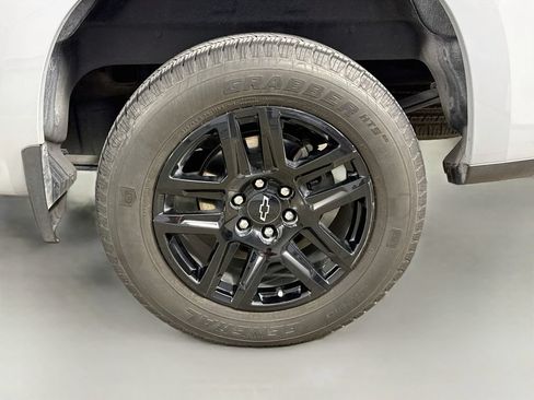 Used 2024 Chevrolet Silverado 1500 RST w/ Convenience Package II AWD/4WD image 32