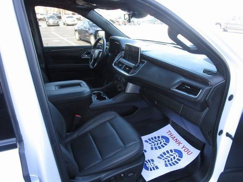 Certified 2023 Chevrolet Suburban Z71 w/ Luxury Package image 29
