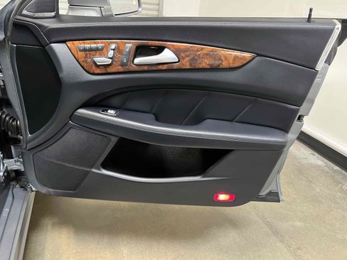 Used 2015 Mercedes-Benz CLS 550 image 73
