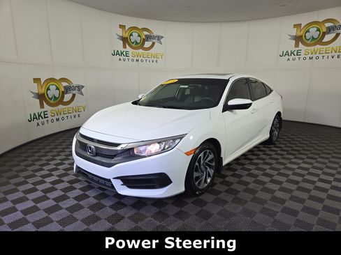 Used 2018 Honda Civic EX image 3