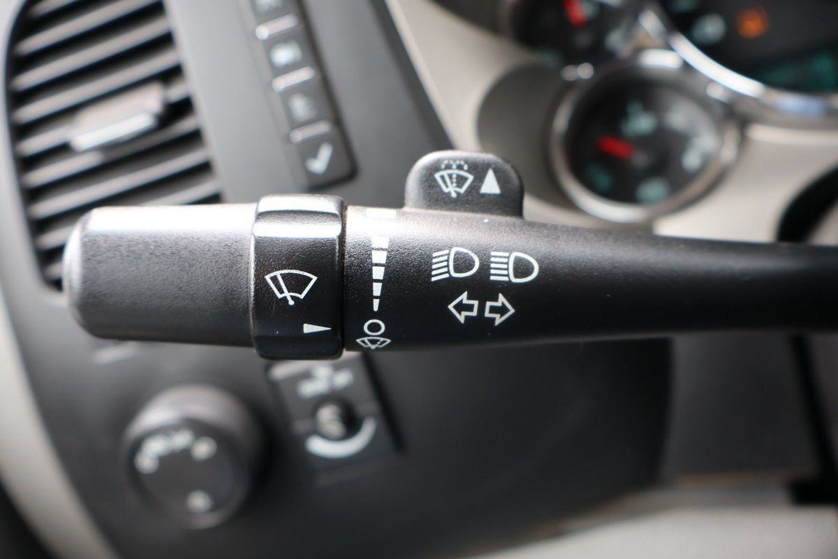 Used 2013 Chevrolet Silverado 2500 W/T RWD image 31