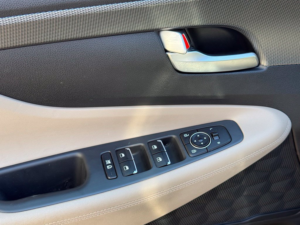 Used 2020 Hyundai Santa Fe SEL FWD image 22