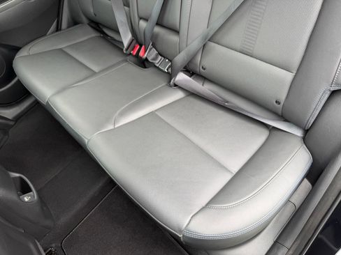 Used 2023 Hyundai Kona Limited FWD image 42
