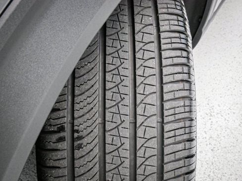 Used 2026 Ford Explorer ST AWD/4WD image 12
