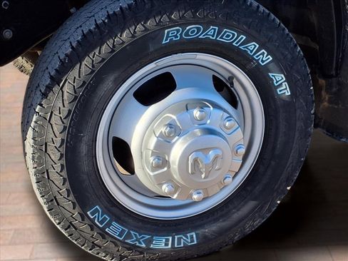 Used 2024 RAM 3500 Tradesman image 29