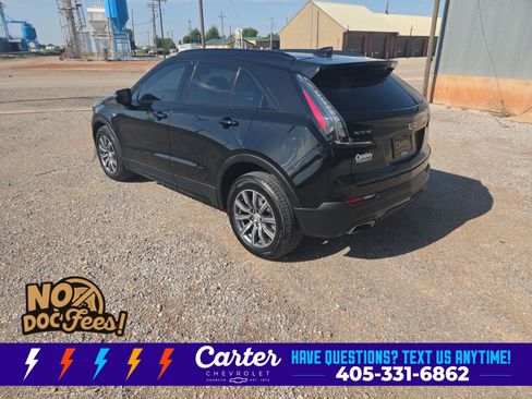Used 2022 Cadillac XT4 Sport w/ Driver Assist Package FWD image 7