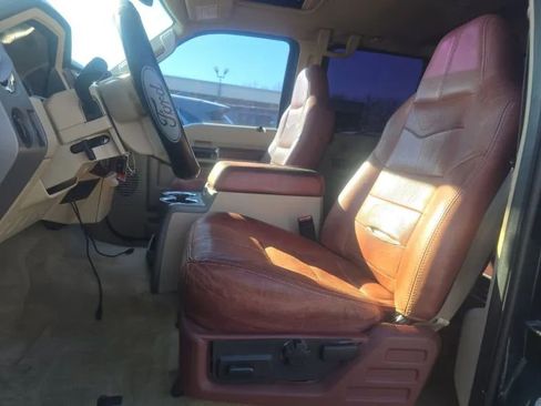 Used 2010 Ford F250 King Ranch image 6