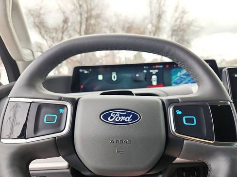 Certified 2025 Ford Expedition Max Active image 12