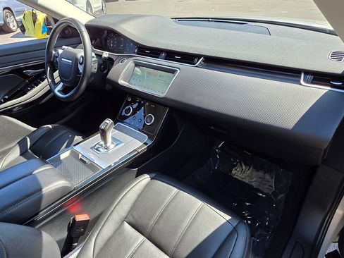 Used 2020 Land Rover Range Rover Evoque S image 5