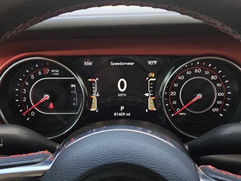 Used 2021 Jeep Gladiator Rubicon w/ Trailer Tow Package image 12