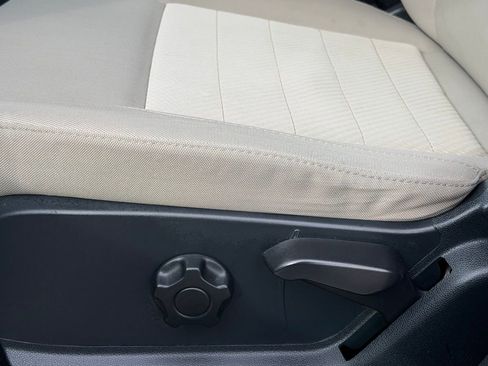 Used 2018 Ford EcoSport S image 11