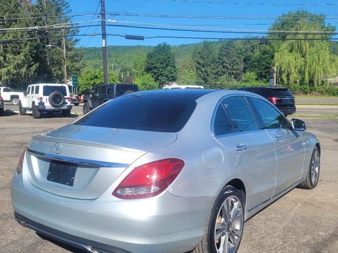 Used 2017 Mercedes-Benz C 300 4MATIC Sedan image 8