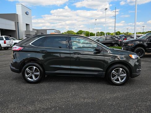 Certified 2023 Ford Edge SEL w/ Convenience Package AWD/4WD image 3