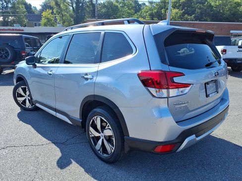Used 2019 Subaru Forester Touring AWD/4WD image 6