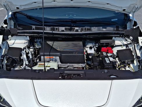 Certified 2022 Nissan Leaf SL Plus image 27