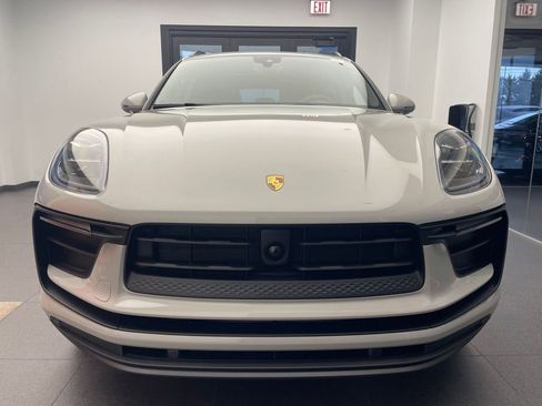 New 2026 Porsche Macan image 22