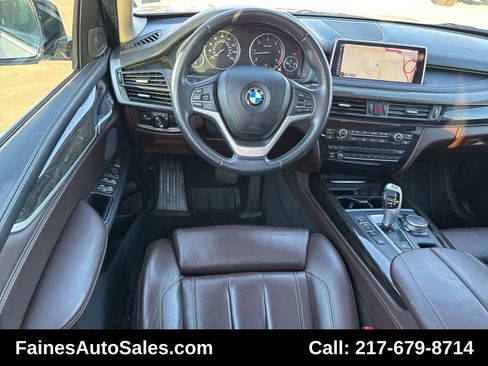 Used 2015 BMW X5 xDrive35d image 40