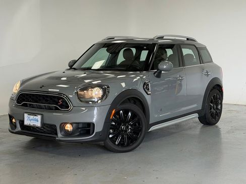 Used 2016 MINI Cooper Countryman image 1