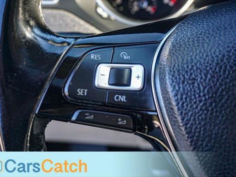 Used 2018 Volkswagen Jetta SE image 28