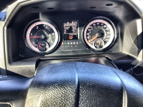 Used 2018 RAM 2500 Tradesman w/ Chrome Appearance Group image 11