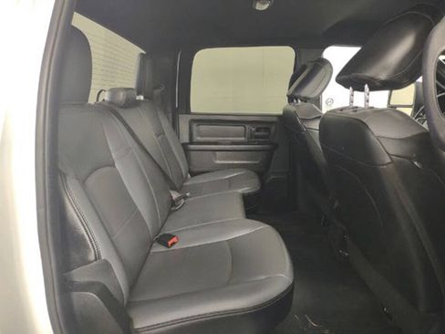 Used 2023 RAM 2500 Tradesman w/ Chrome Appearance Group AWD/4WD image 17