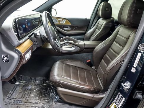 Used 2020 Mercedes-Benz GLS 450 4MATIC image 8