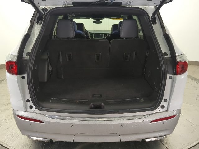 Used 2023 Buick Enclave Essence FWD image 32