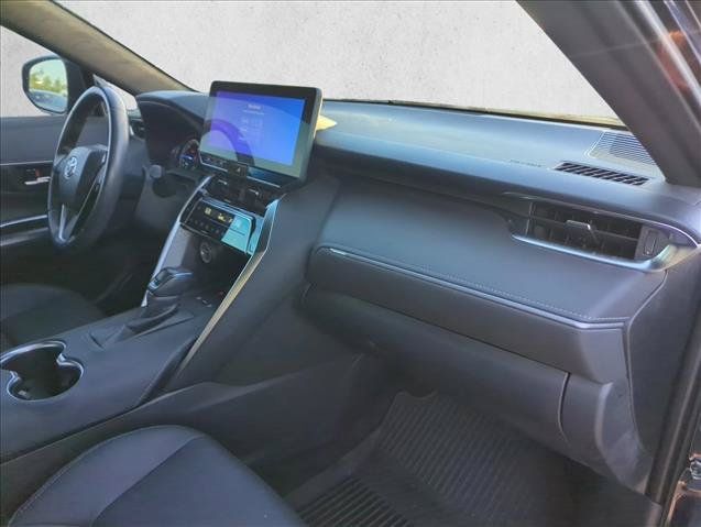 Certified 2023 Toyota Venza XLE AWD/4WD image 26
