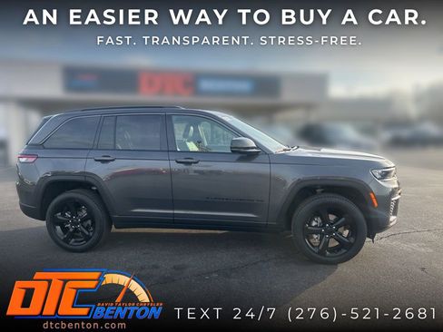 New 2026 Jeep Grand Cherokee Limited w/ Limited Altitude Package AWD/4WD image 2