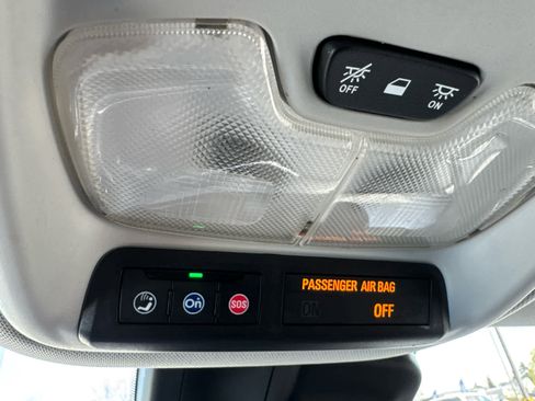 Used 2023 Chevrolet TrailBlazer LT w/ Convenience Package FWD image 24